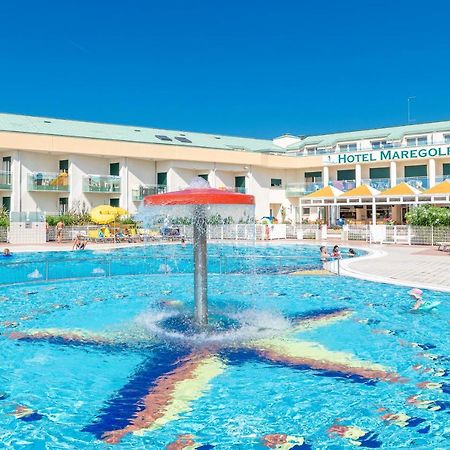 Hotel Maregolf Каорле Экстерьер фото